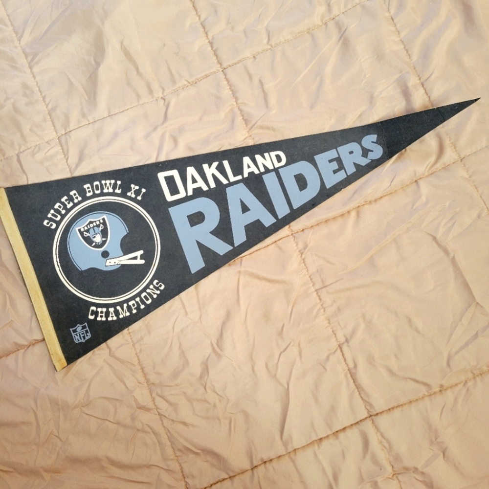 RARE Vintage 1976 Oakland Raiders Super Bowl XI Champions Pennant John Madden